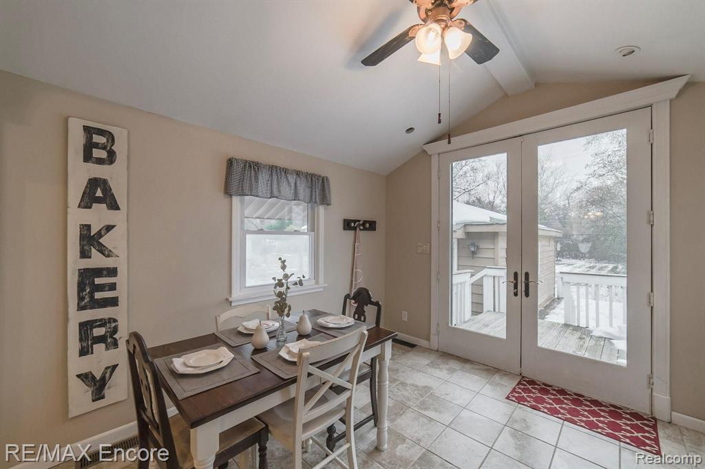2875 Devondale Road Rochester, MI 48309 - Photo 13 of 42