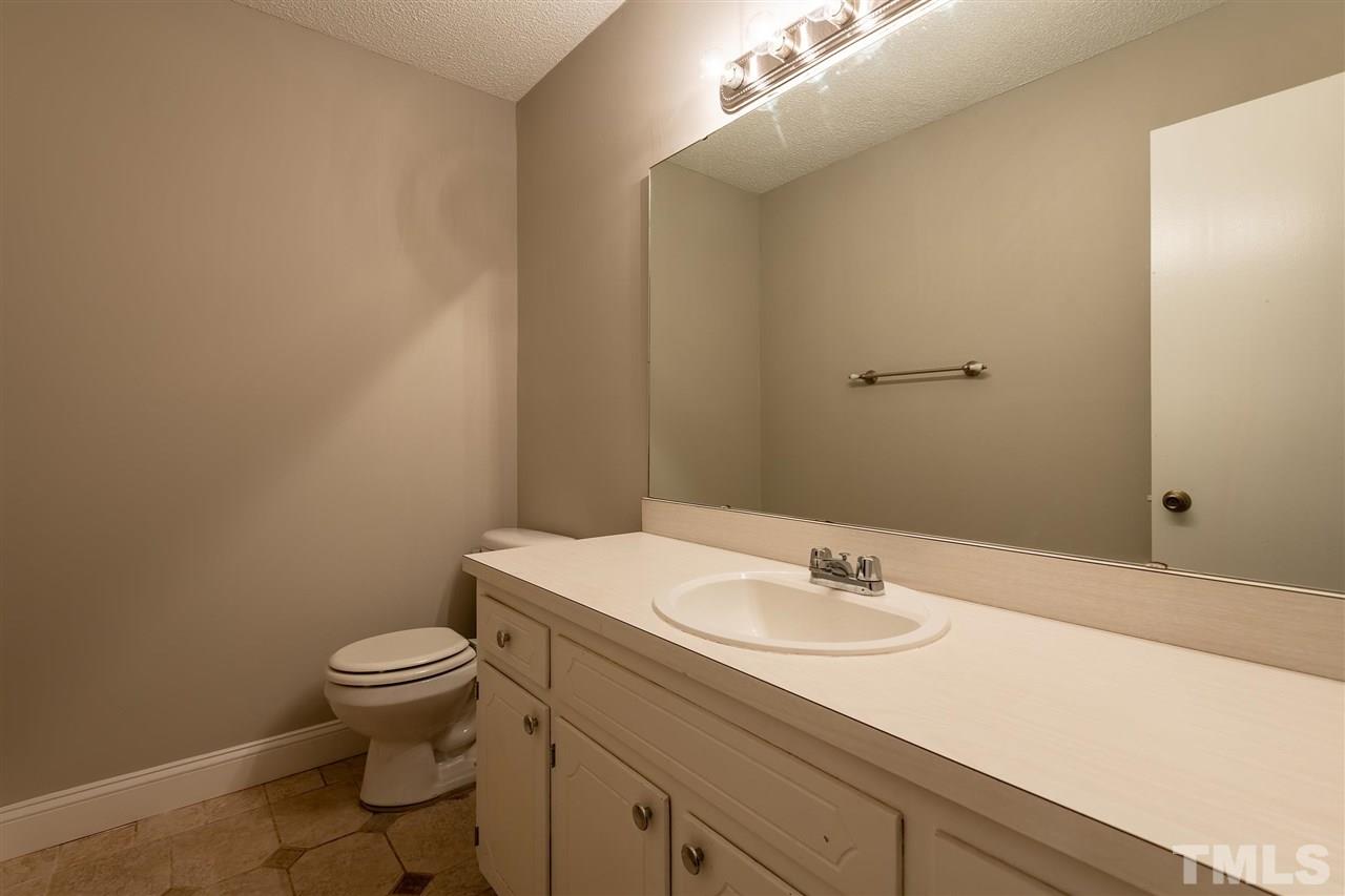 3928 Wendy Lane, Unit 9A3 Raleigh, NC 27606 - Photo 17 of 26 Gallery Image 17