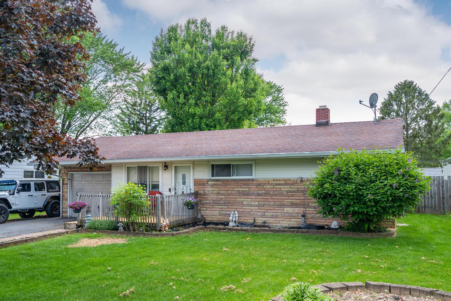 149 Troy Road Delaware, OH 43015 - Photo 4 of 32 Gallery Image 4