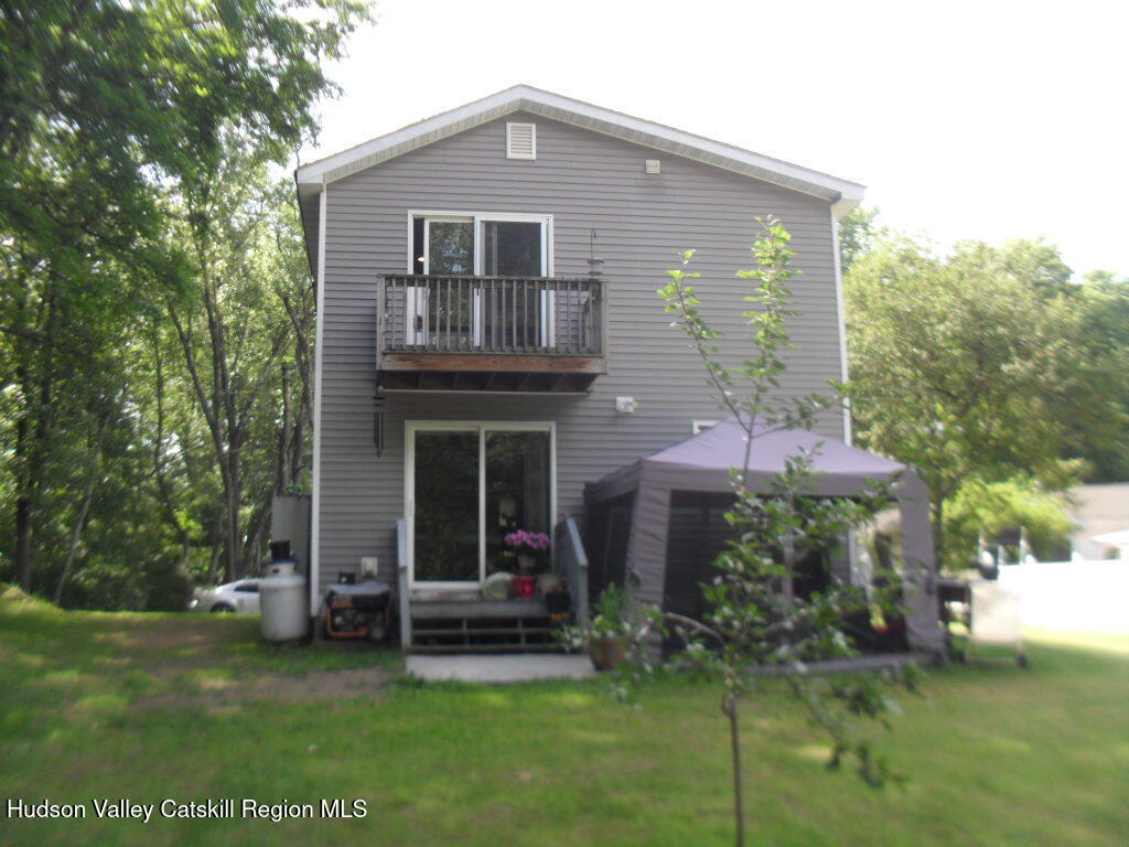 100 Lake Road Lake Katrine, NY 12449 - Photo 6 of 29 SAM_3585