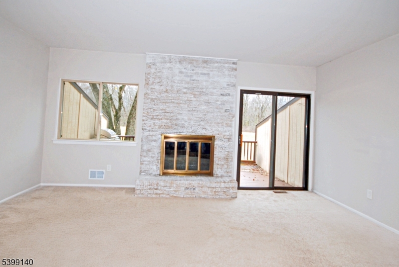 102 Chelsea Way Bridgewater, NJ 08807 - Photo 4 of 28