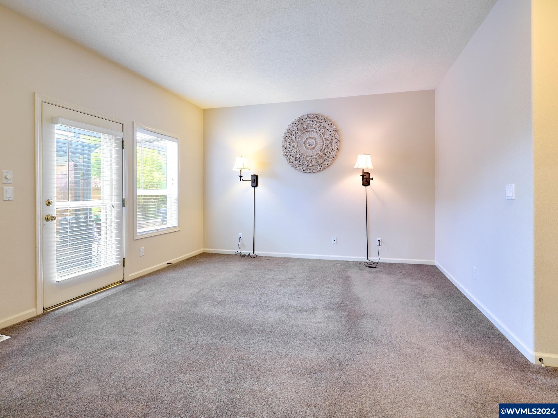 1105 Laurelridge Loop Northeast Keizer, OR 97303 - Photo 18 of 36