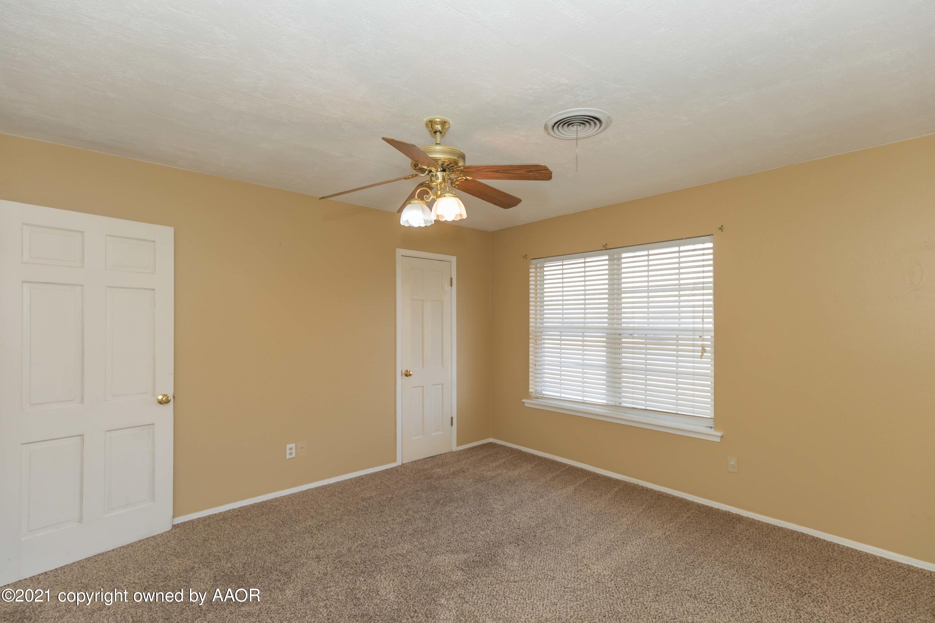 7106 Dreyfuss Road Amarillo, TX 79106 - Photo 31 of 51 BEDROOM 2 VIEW 2