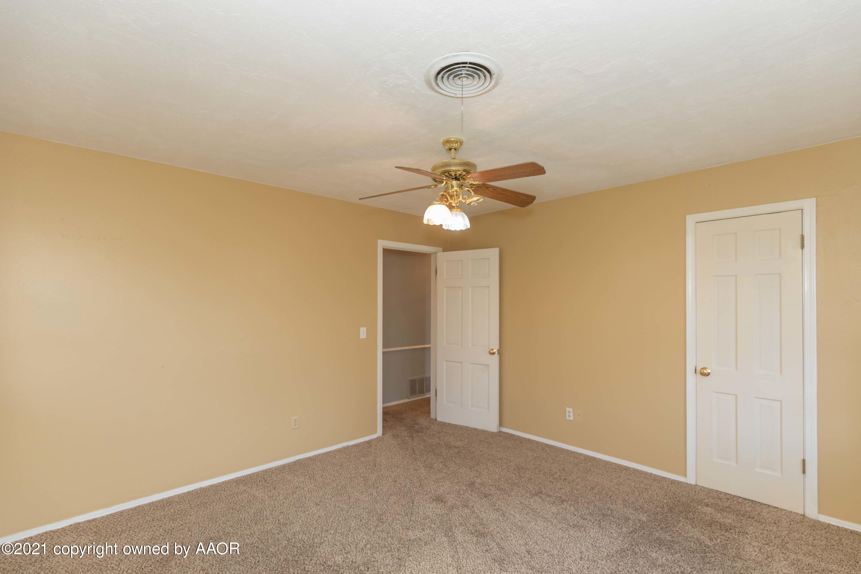 7106 Dreyfuss Road Amarillo, TX 79106 - Photo 32 of 51 BEDROOM 2 VIEW 3