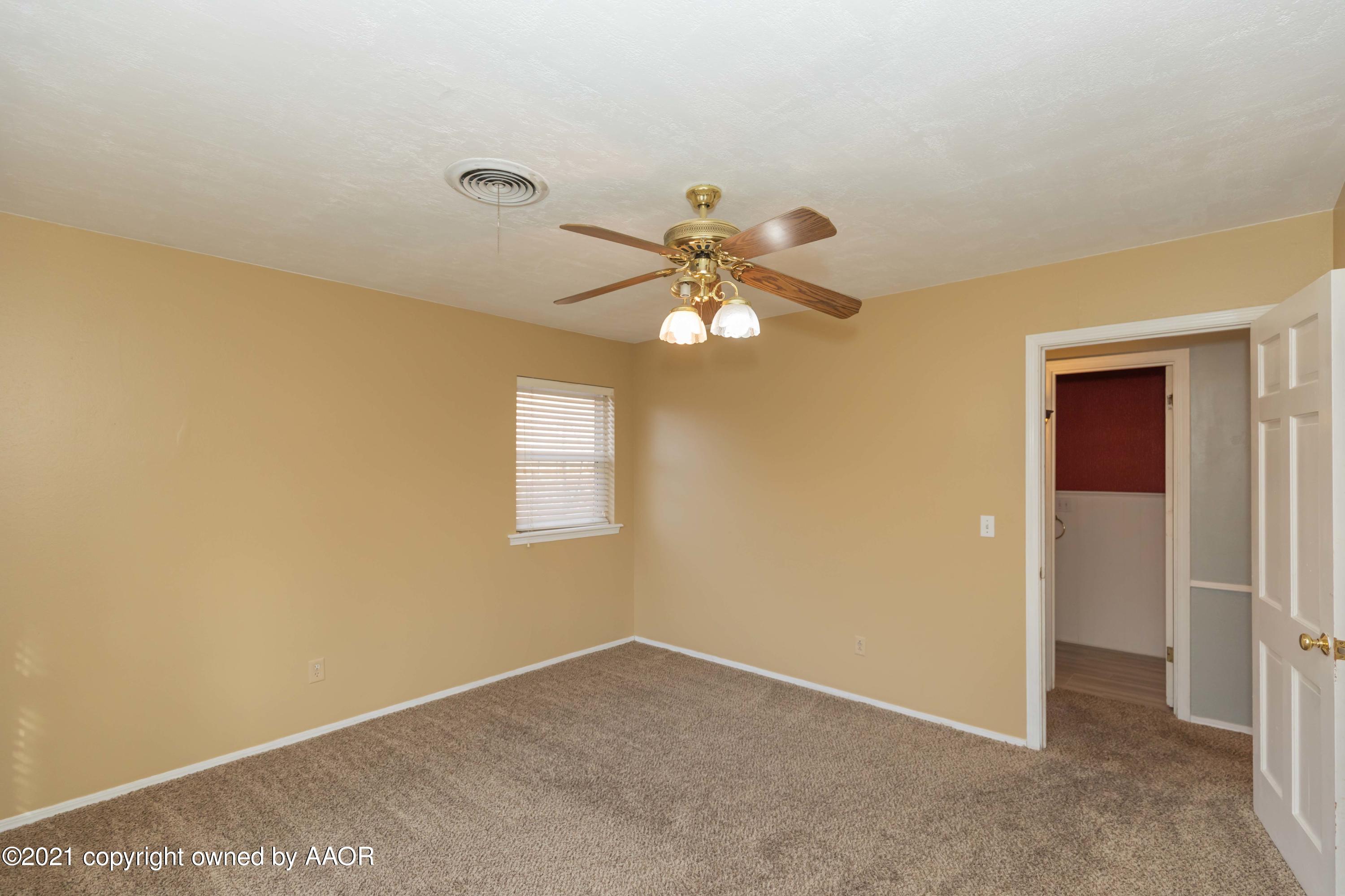 7106 Dreyfuss Road Amarillo, TX 79106 - Photo 33 of 51 BEDROOM 2 VIEW 4