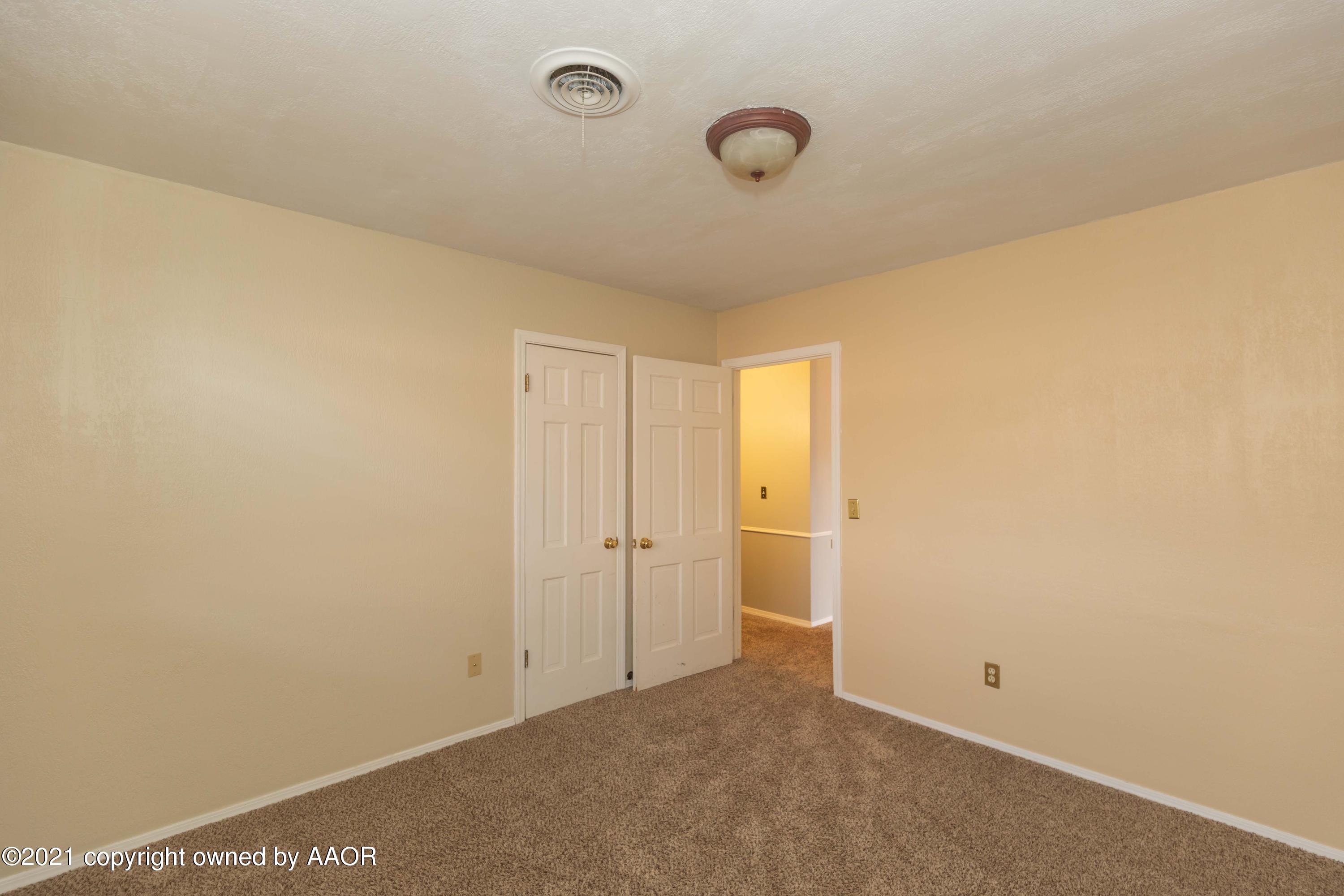 7106 Dreyfuss Road Amarillo, TX 79106 - Photo 38 of 51 BEDROOM 3 VIEW 3