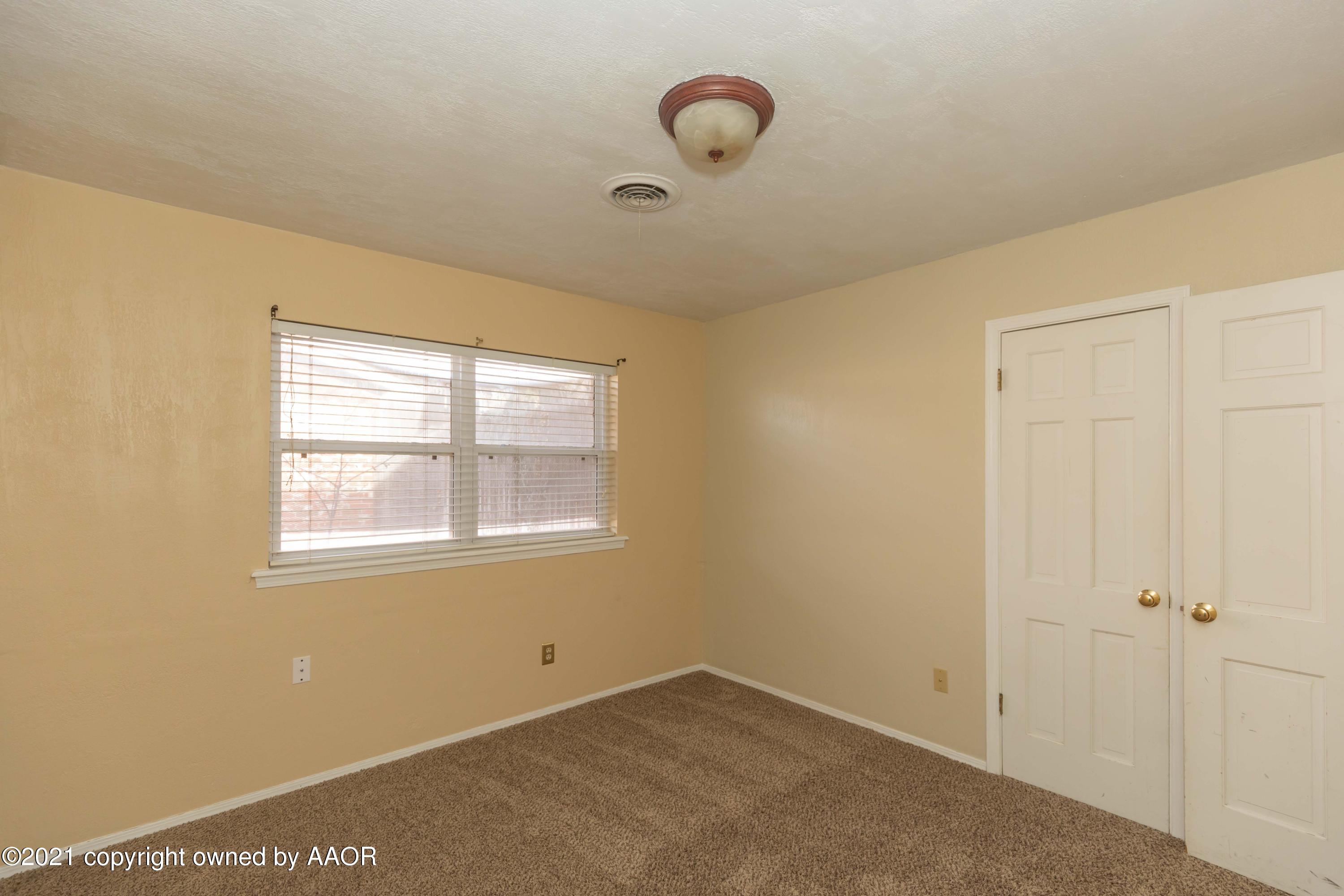 7106 Dreyfuss Road Amarillo, TX 79106 - Photo 39 of 51 BEDROOM 3 VIEW 4