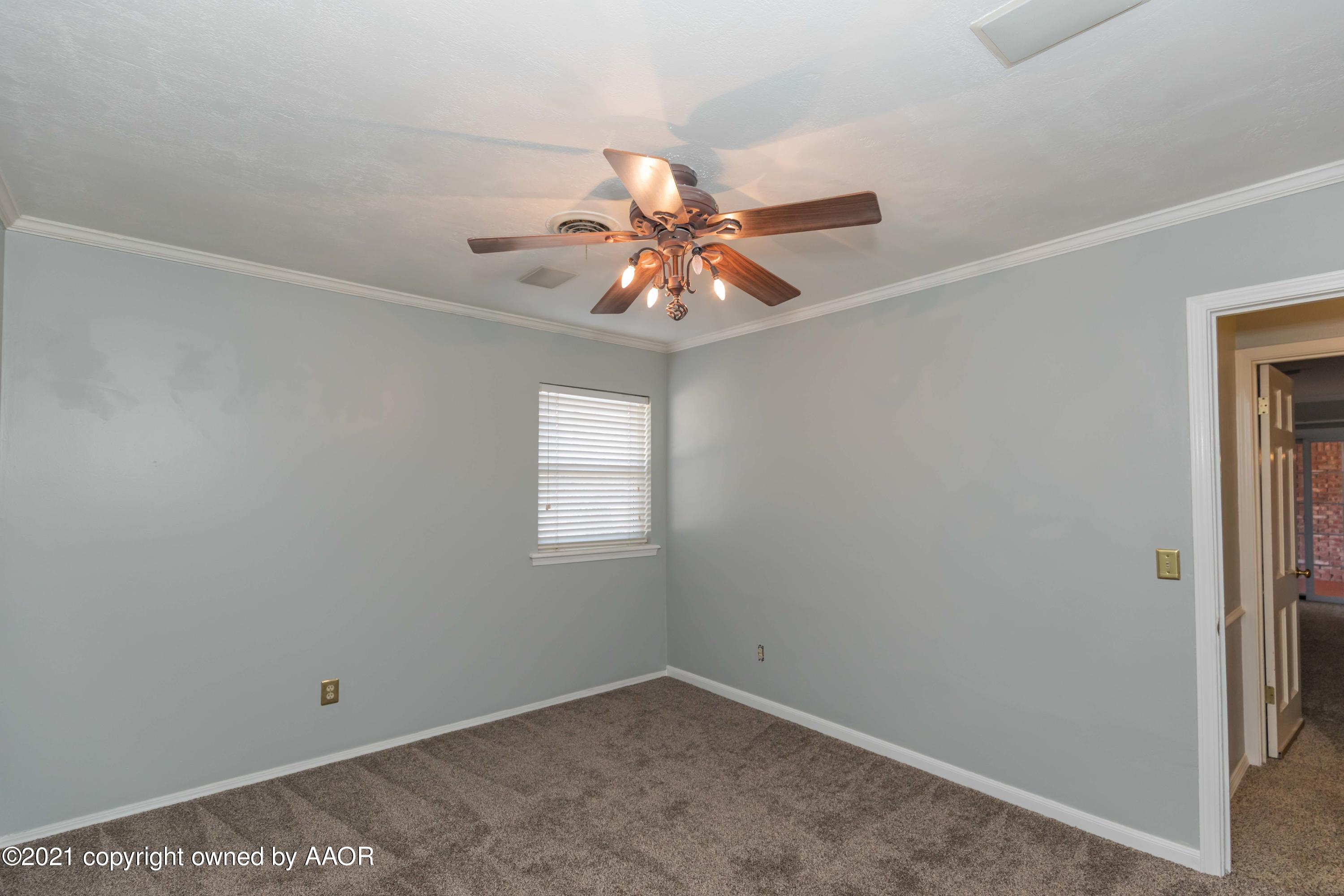7106 Dreyfuss Road Amarillo, TX 79106 - Photo 41 of 51 BEDROOM 4 VIEW 2