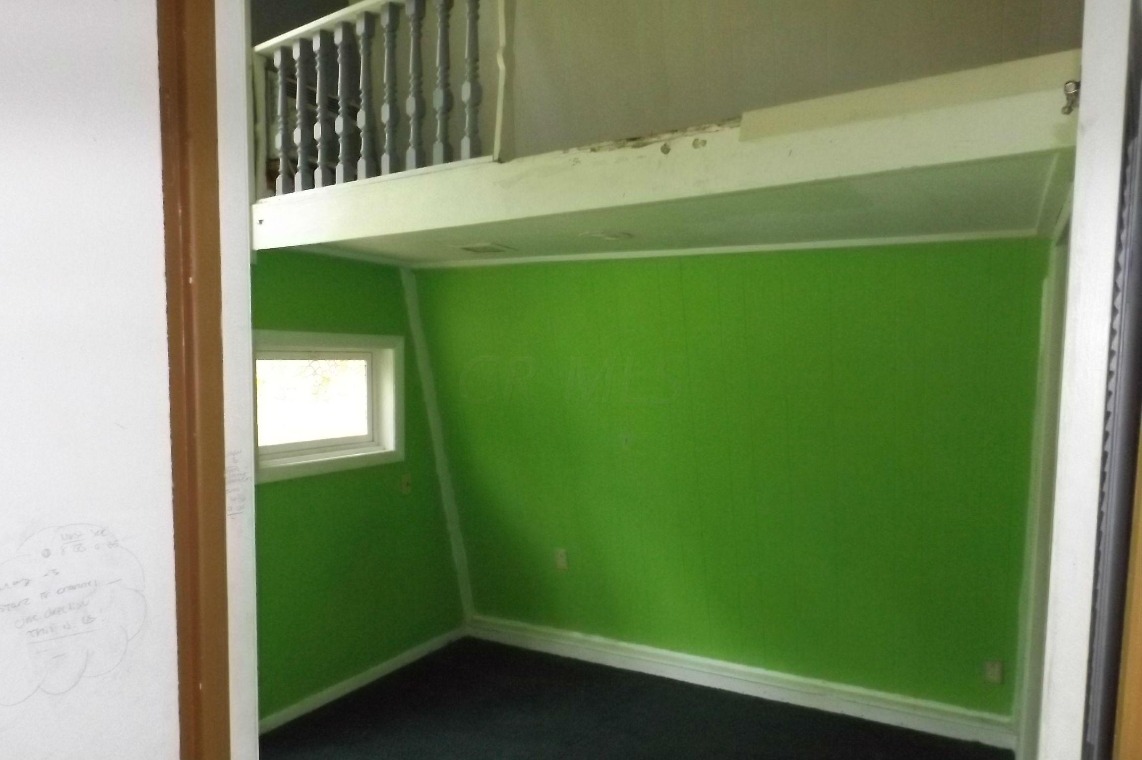 2710 Abington Road Columbus, OH 43231 - Photo 5 of 8 Gallery Image 5