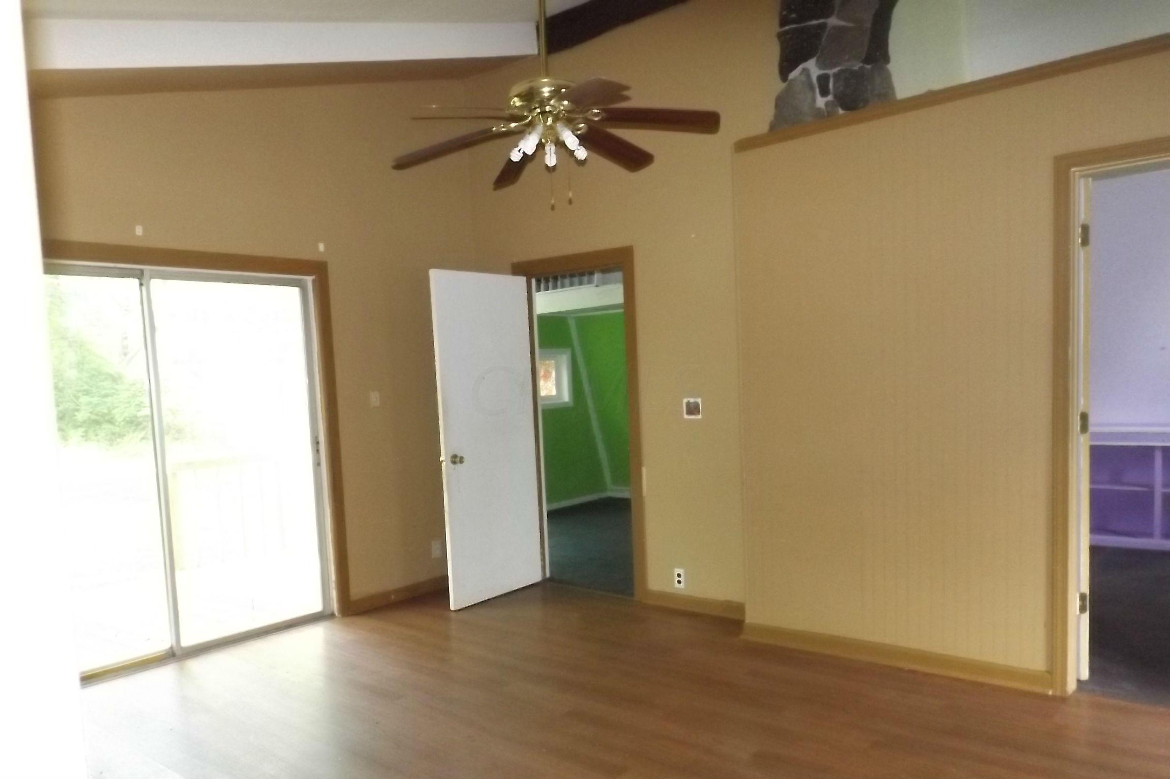 2710 Abington Road Columbus, OH 43231 - Photo 7 of 8 Gallery Image 7