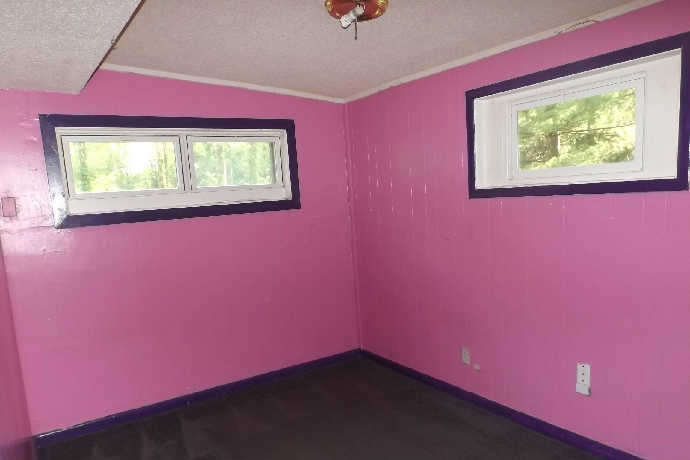 2710 Abington Road Columbus, OH 43231 - Photo 8 of 8 Gallery Image 8