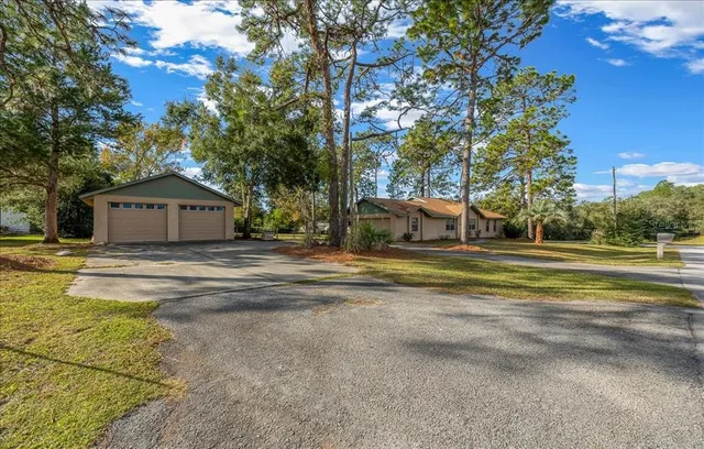 $355,000 | 9080 Southeast 161st Lane, Summerfield, FL 34491