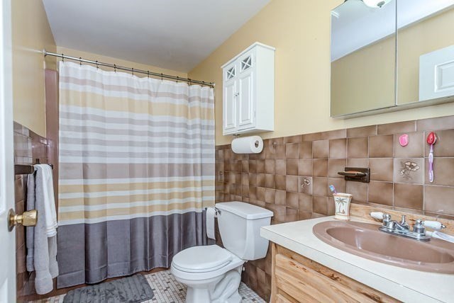 2 Andover Terrace, Unit 2 Lawrence, MA 01843 - Photo 27 of 28