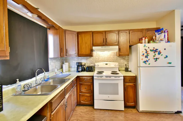 $550,000 | 6933 232nd Avenue Northeast, Stacy, MN 55079