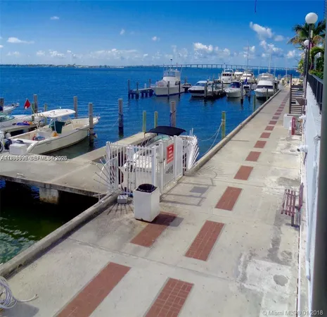 $3,300 | 999 Brickell Bay Drive, Unit 1408, Miami, FL 33131