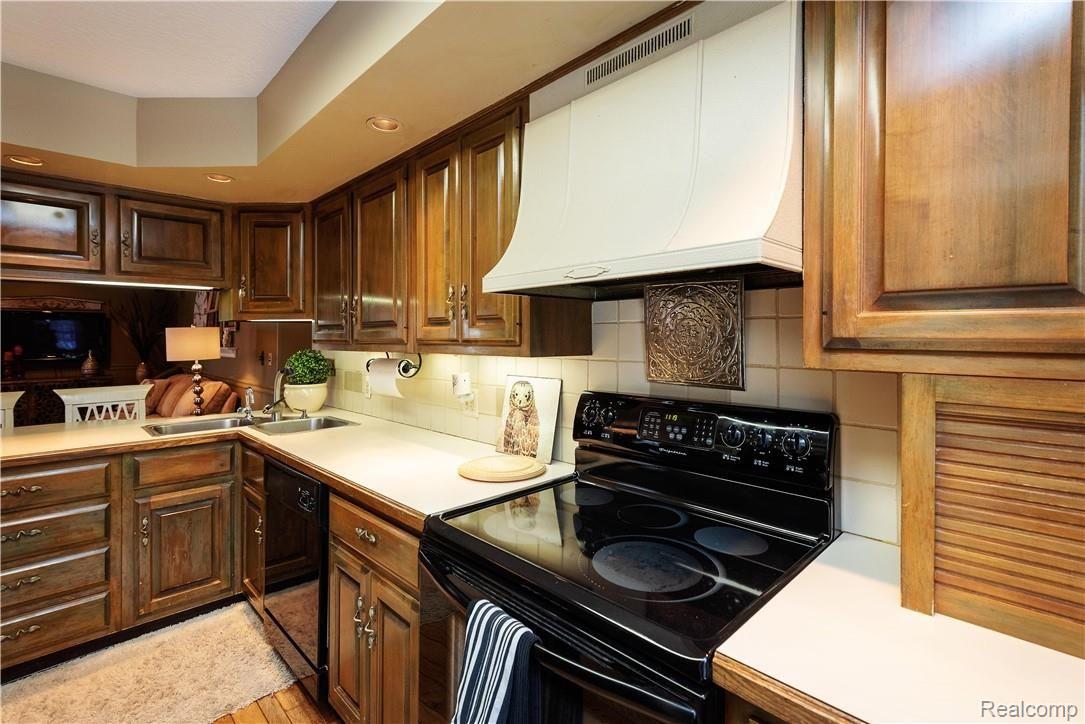 4550 Castle Road North Branch, MI 48461 - Photo 38 of 86 Kitchen
