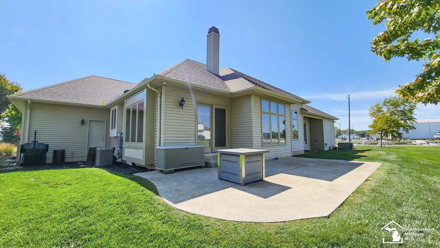 4107 Brest Road Newport, MI 48166 - Photo 2 of 24 50122668-1.JPG