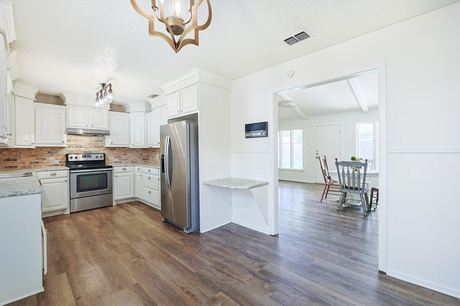 5711 74th Street Lubbock, TX 79424 - Photo 27 of 53 Kitchen