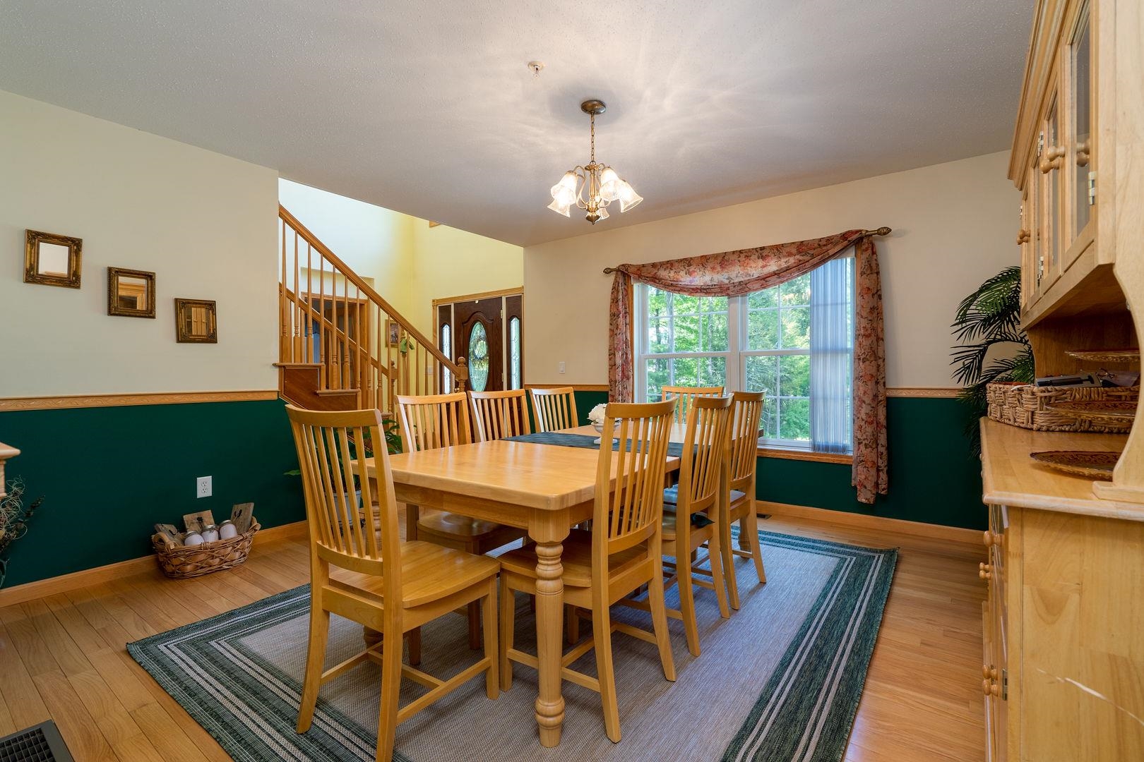 27 Breakneck Road Hudson, NH 03051 - Photo 8 of 39