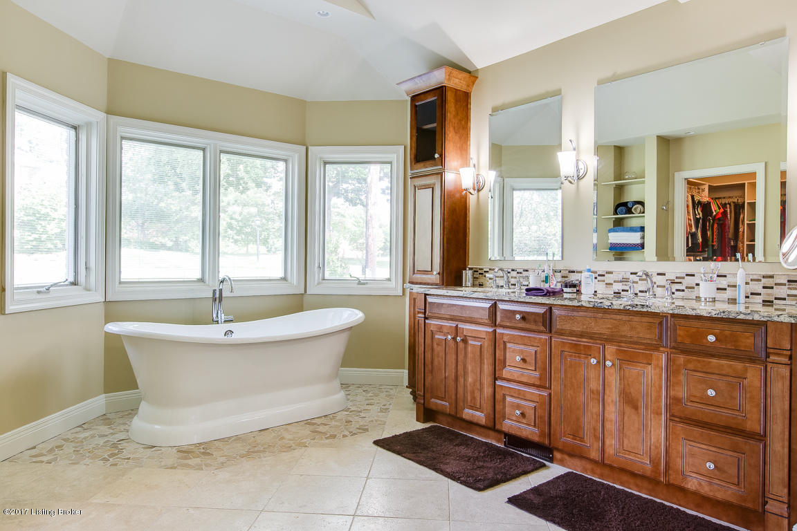 6201 Innes Trace Road Louisville, KY 40222 - Photo 35 of 51 6201 Innes Trace Rd-35