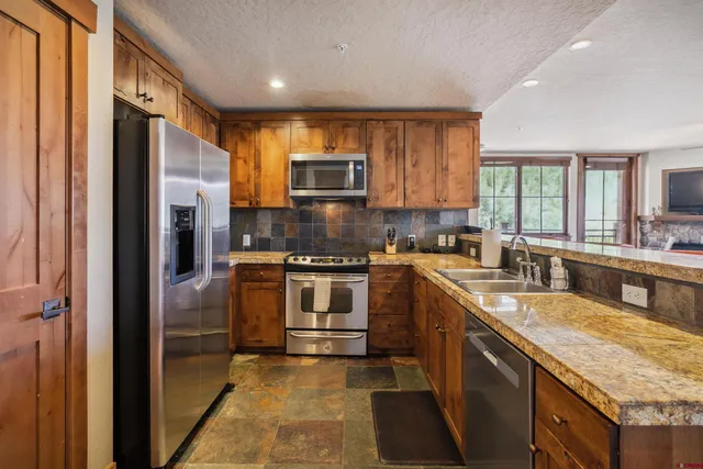 $1,674,999 | 24 Sheol Street, Unit R302, Durango, CO 81301