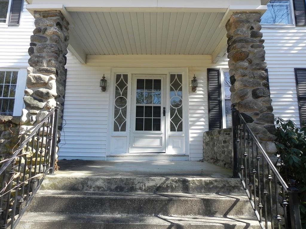 77 Stacey Road Marlborough, MA 01752 - Photo 4 of 36 Gallery Image 4