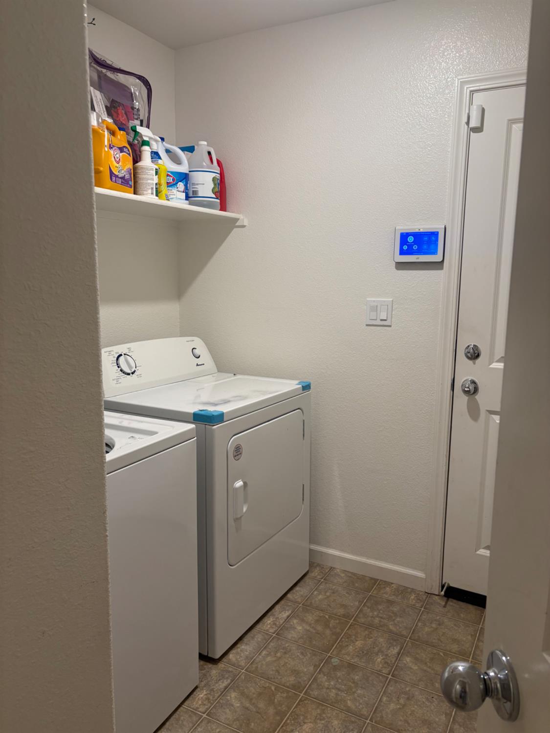 628 Marcus Street Merced, CA 95341 - Photo 13 of 21 Indoor Laundry Room