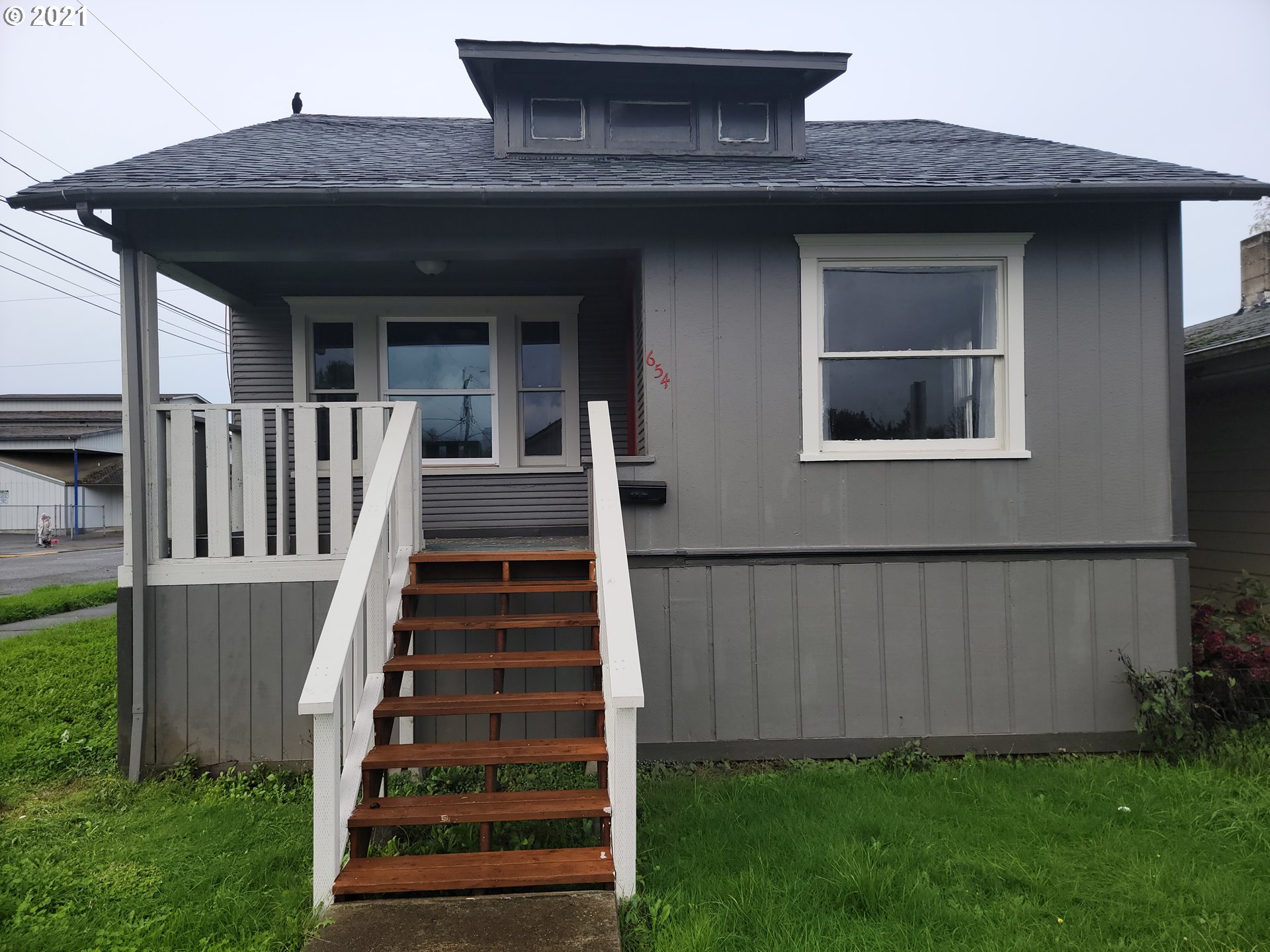 654 6th Street Myrtle Point, OR 97458 - Photo 2 of 17 Gallery Image 2