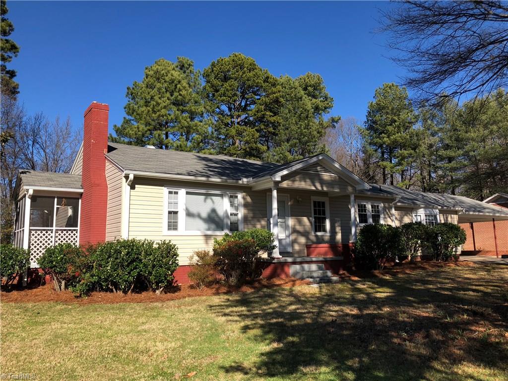 416 Rockspring Road High Point, NC 27262 - Photo 2 of 29 Gallery Image 2