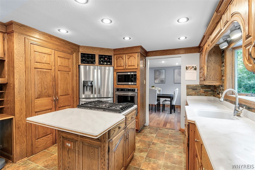 598 Baseline Road Grand Island, NY 14072 - Photo 18 of 45 Gallery Image 18