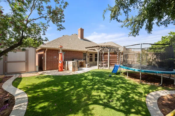 $425,000 | 6304 78th Street, Lubbock, TX 79424