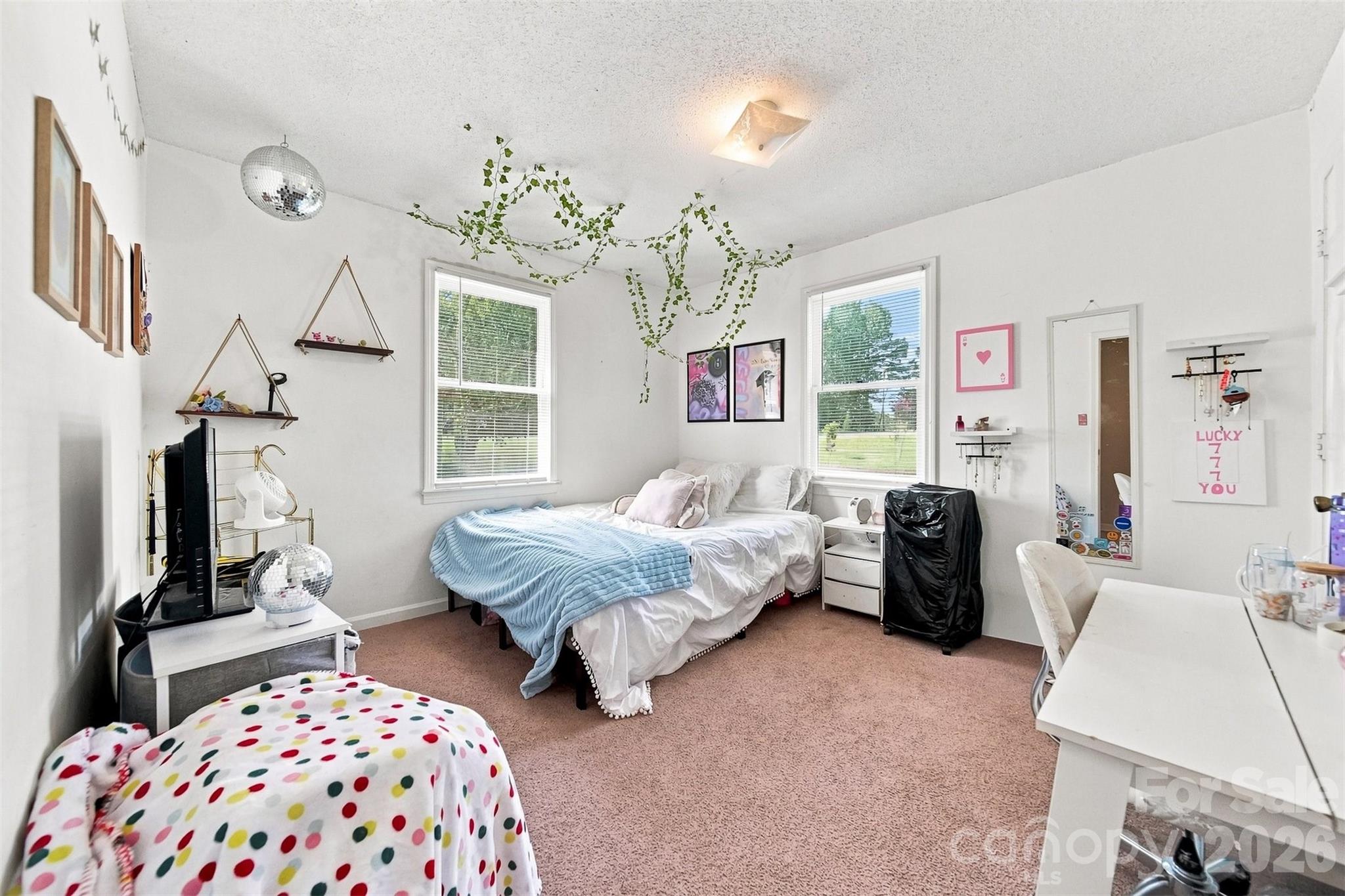 425 Heritage Farm Road Hickory, NC 28601 - Photo 15 of 19 Gallery Image 15