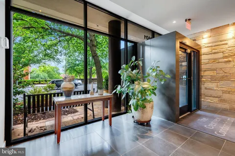 $385,000 | 3601 Wisconsin Avenue Northwest, Unit 111, Washington, DC 20016