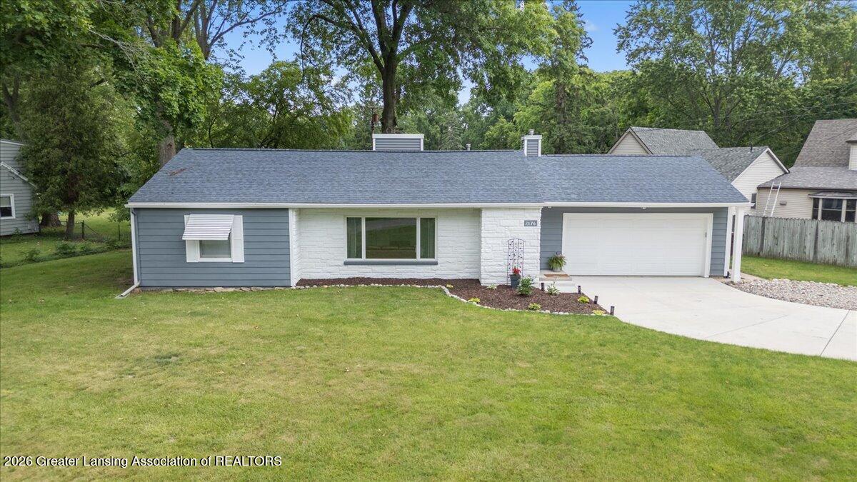 2176 Iroquois Road Okemos, MI 48864 - Photo 2 of 43 03-Media Jett - 01