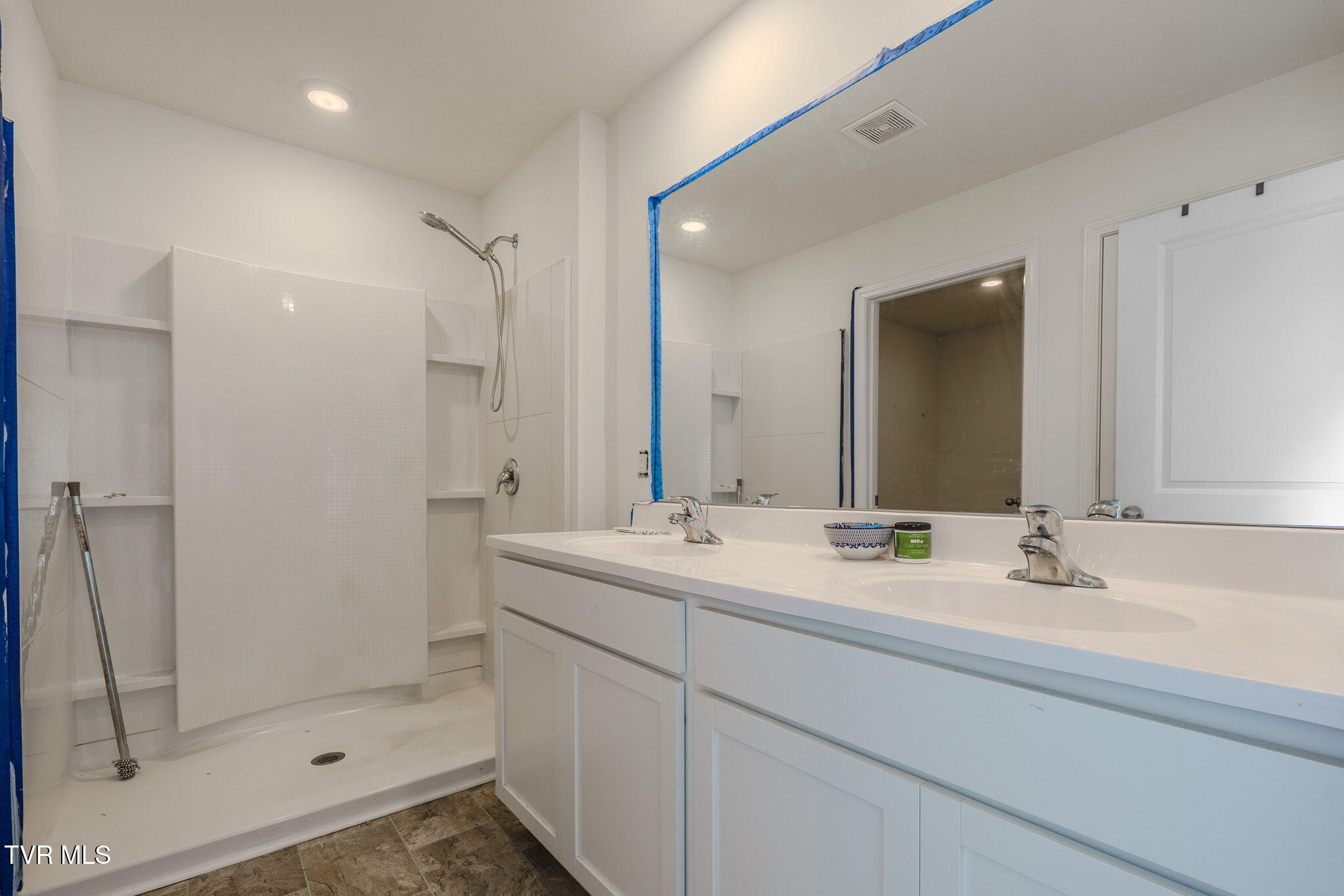 9518 River Cane Road Mascot, TN 37806 - Photo 12 of 20 16-web-or-mls-9518 River Cane 12