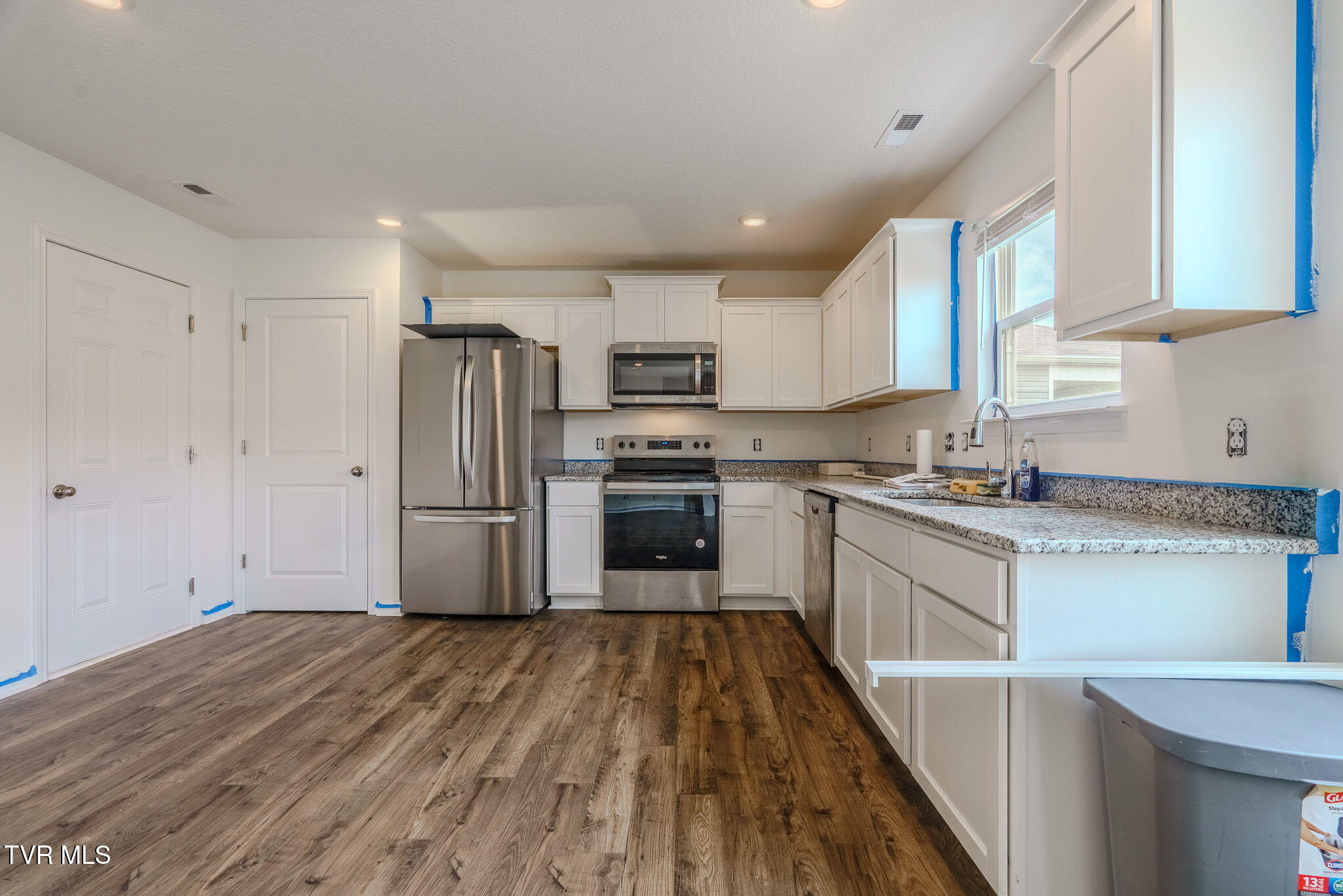 9518 River Cane Road Mascot, TN 37806 - Photo 7 of 20 4-web-or-mls-9518 River Cane 7