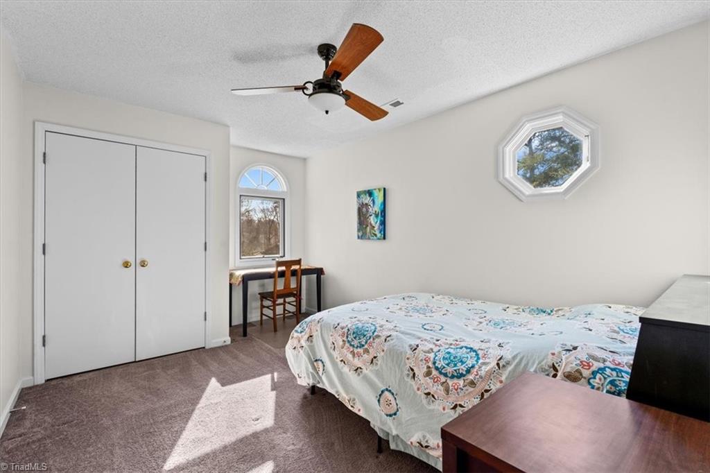 419 Chester Woods Court High Point, NC 27262 - Photo 24 of 48