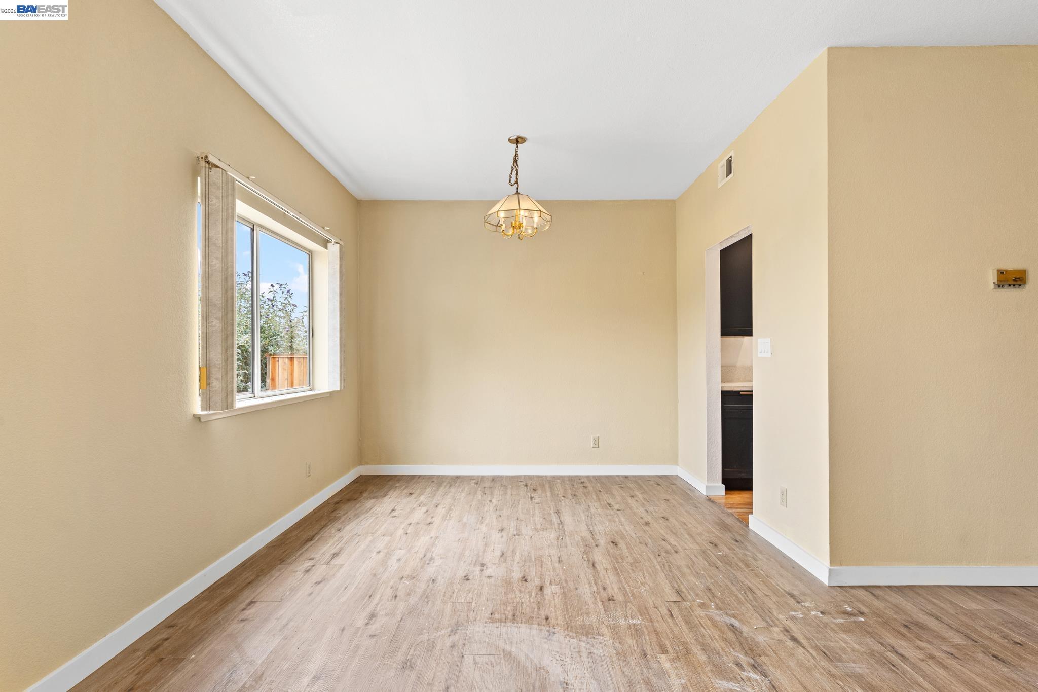 104 Bridgeview Court Crockett, CA 94525 - Photo 13 of 47