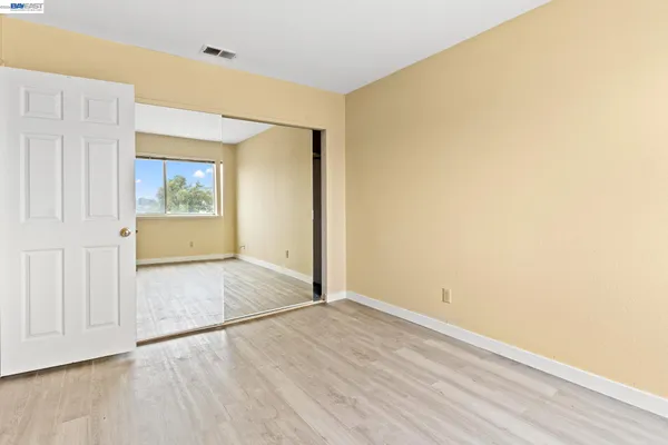 $695,000 | 104 Bridgeview Court, Crockett, CA 94525