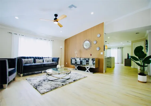 $4,400 | 244 Northwest 6th Avenue, Delray Beach, FL 33444