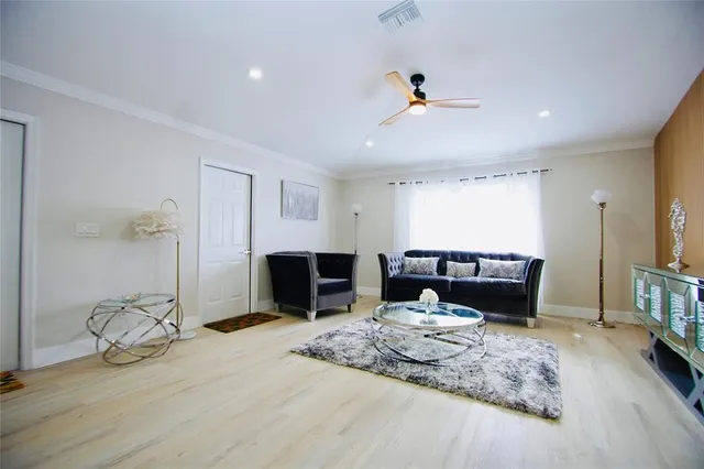 $4,400 | 244 Northwest 6th Avenue, Delray Beach, FL 33444