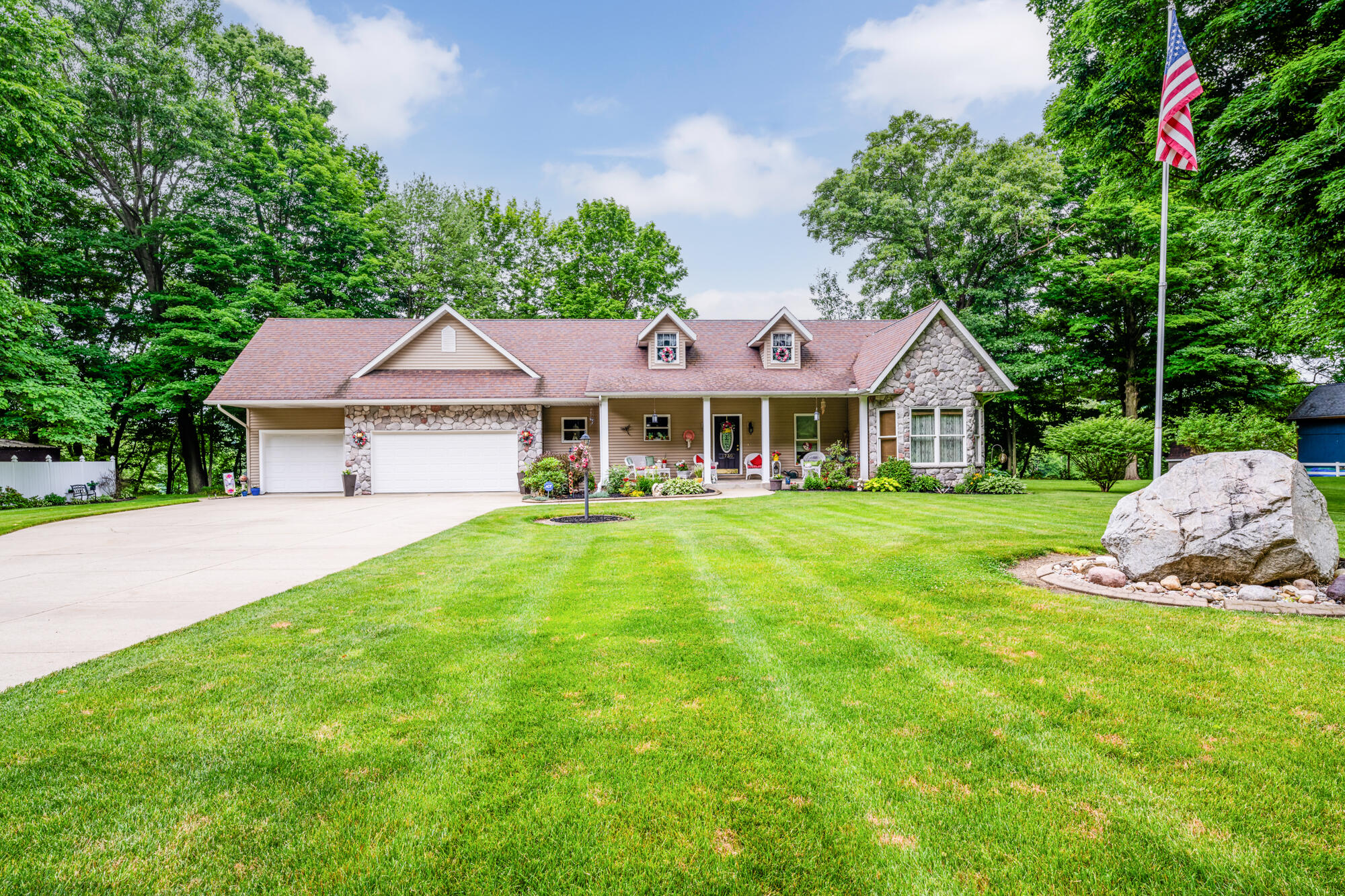 1730 River Bluff Road Niles, MI 49120 - Photo 3 of 47 River Bluff-102