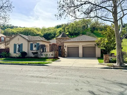 $1,600,000 | 7071 Eagle Ridge Drive, Gilroy, CA 95020