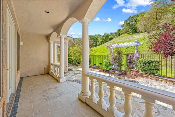 $1,600,000 | 7071 Eagle Ridge Drive, Gilroy, CA 95020