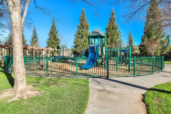 $1,600,000 | 7071 Eagle Ridge Drive, Gilroy, CA 95020