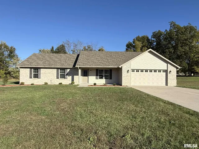 $239,900 | 12301 Blue Sky Drive, Marion, IL 62959