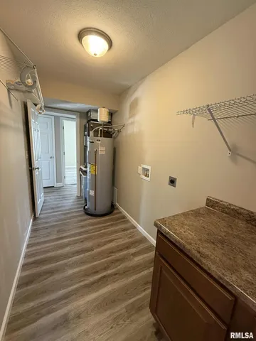 $239,900 | 12301 Blue Sky Drive, Marion, IL 62959