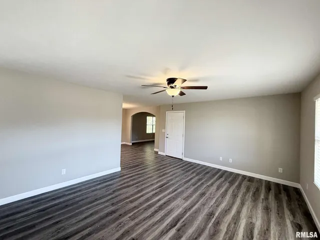 $239,900 | 12301 Blue Sky Drive, Marion, IL 62959