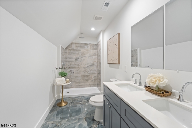 125 Main Street Hampton, NJ 08827 - Photo 15 of 39