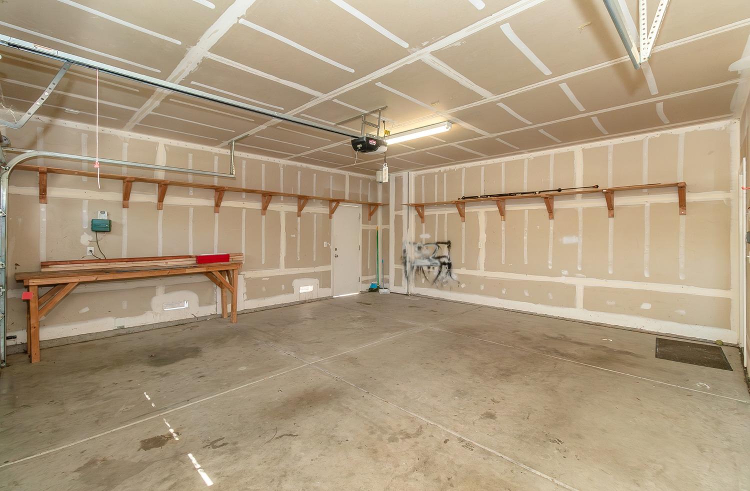 2207 Sheldon Court Reedley, CA 93654 - Photo 25 of 25 Gallery Image 25